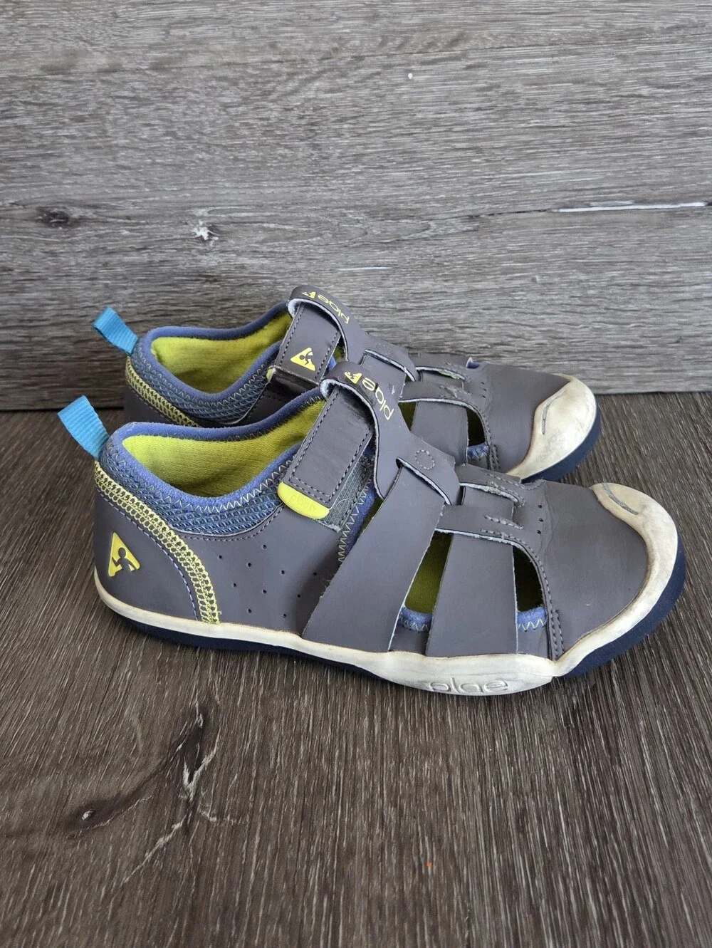 PLAE Sam 2.0 Athletic Fisherman Sandals Size 3
